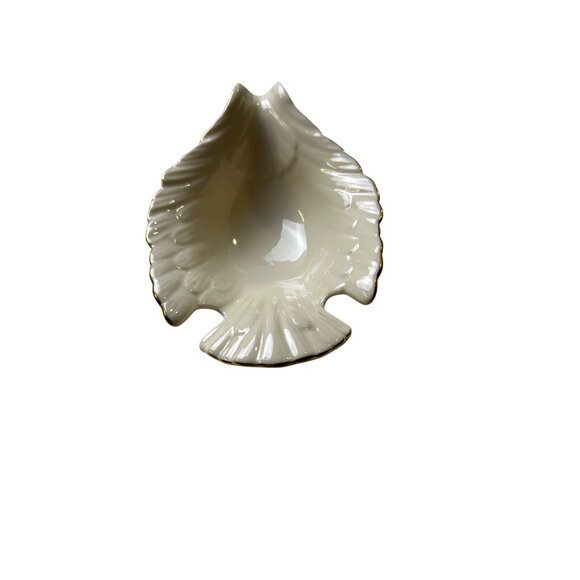 Lenox Shell-Shaped Porcelain Dish With Gold Trim Collectable Elegant Display - Picture 7 of 7